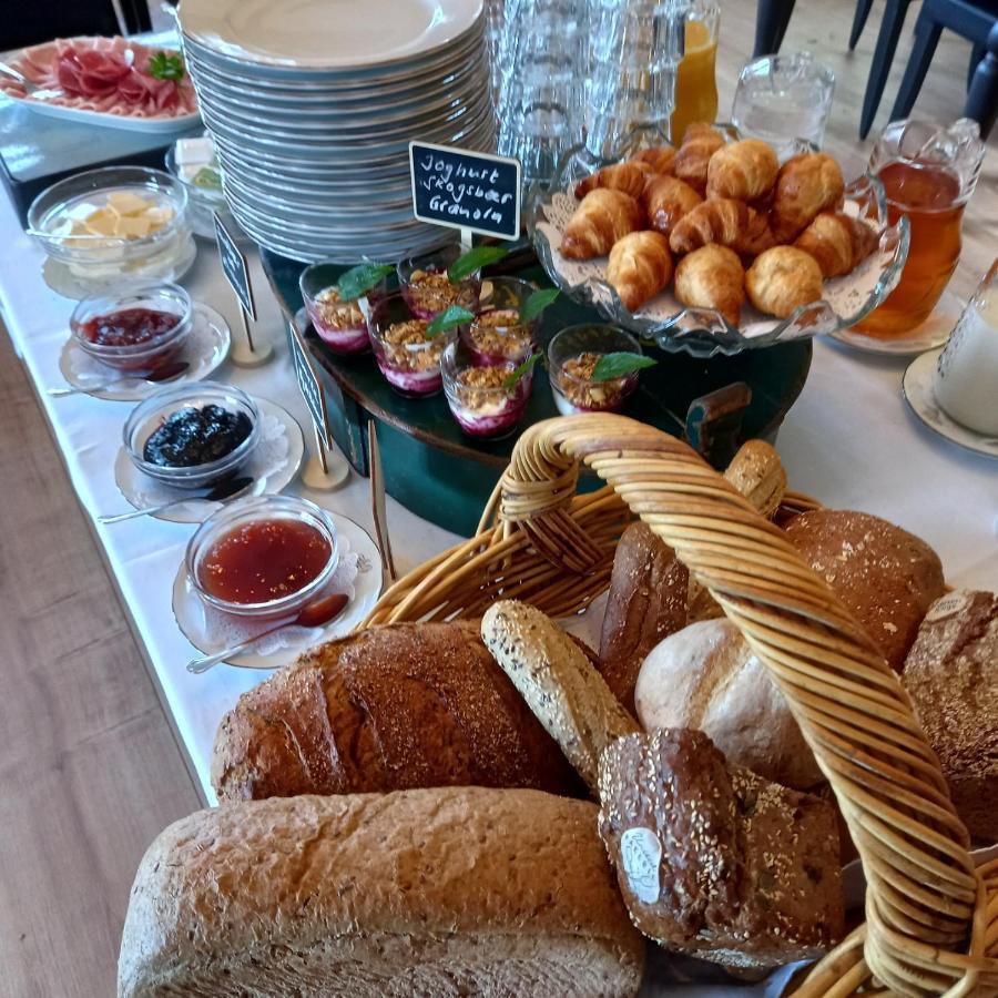 Sandbrekke Gjestegard Skjaerhalden Bagian luar foto